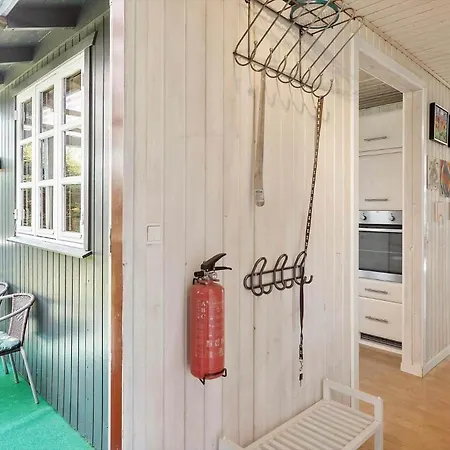 M317-vaeggerlose-petuniavej-11 Nyaraló Bøtø By