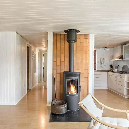 M317-vaeggerlose-petuniavej-11 Nyaraló *