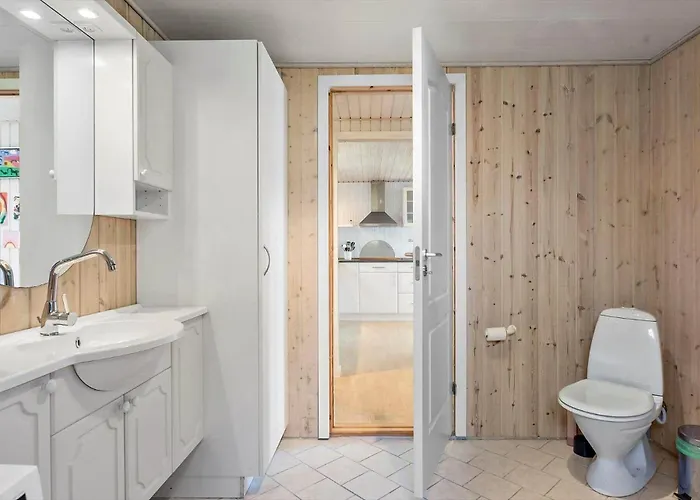 M317-vaeggerlose-petuniavej-11 Nyaraló Bøtø By